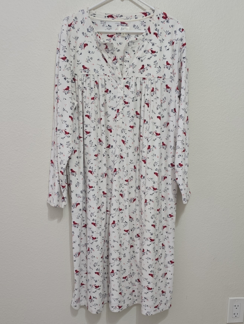 Aria White Long-Sleeve Nightgown with Red Bird Print 2X